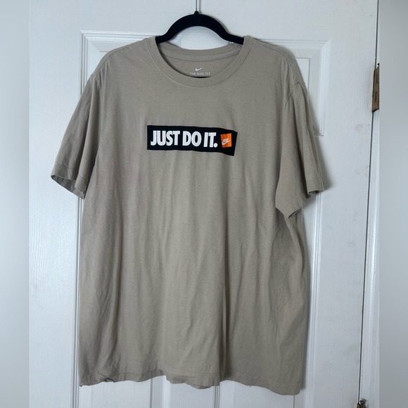 Nike Short Sleeve Tee “Just Do It” Size XL - Picture 1 of 3